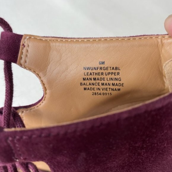 Nine West - Lace Up - Worn Once - Picture 5 of 5